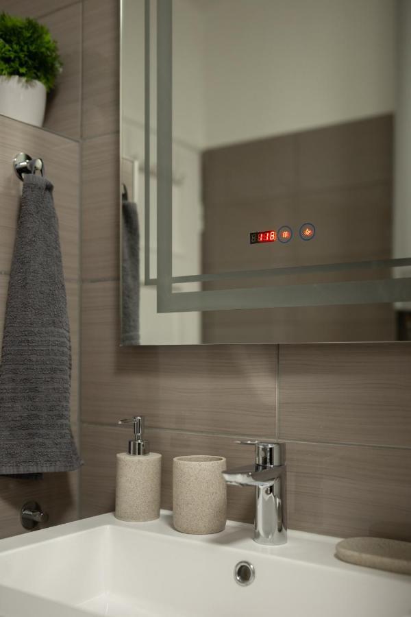 Ferienwohnung Smart Square With Free Parking Debrecen Exterior foto